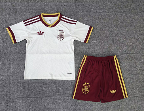 Spain Kids Away 2026/27